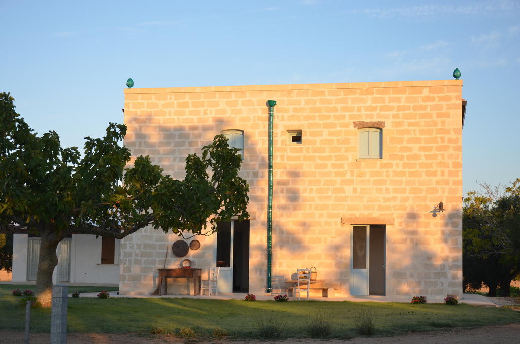 Masseria Vignenove Uggiano La Chiesa Bagian luar foto