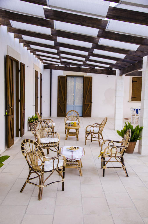 Masseria Vignenove Uggiano La Chiesa Bagian luar foto